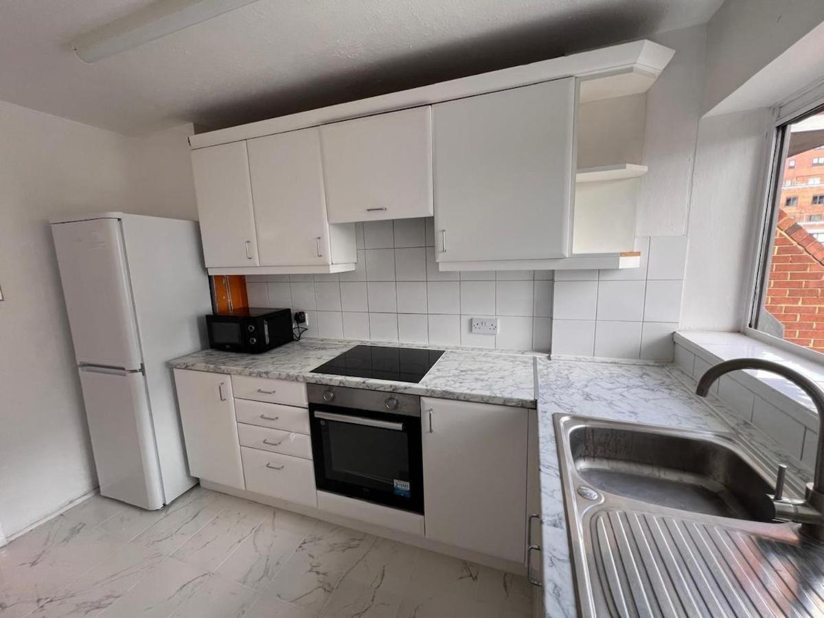Appartamento Queensway 2 Bedroom Flat
