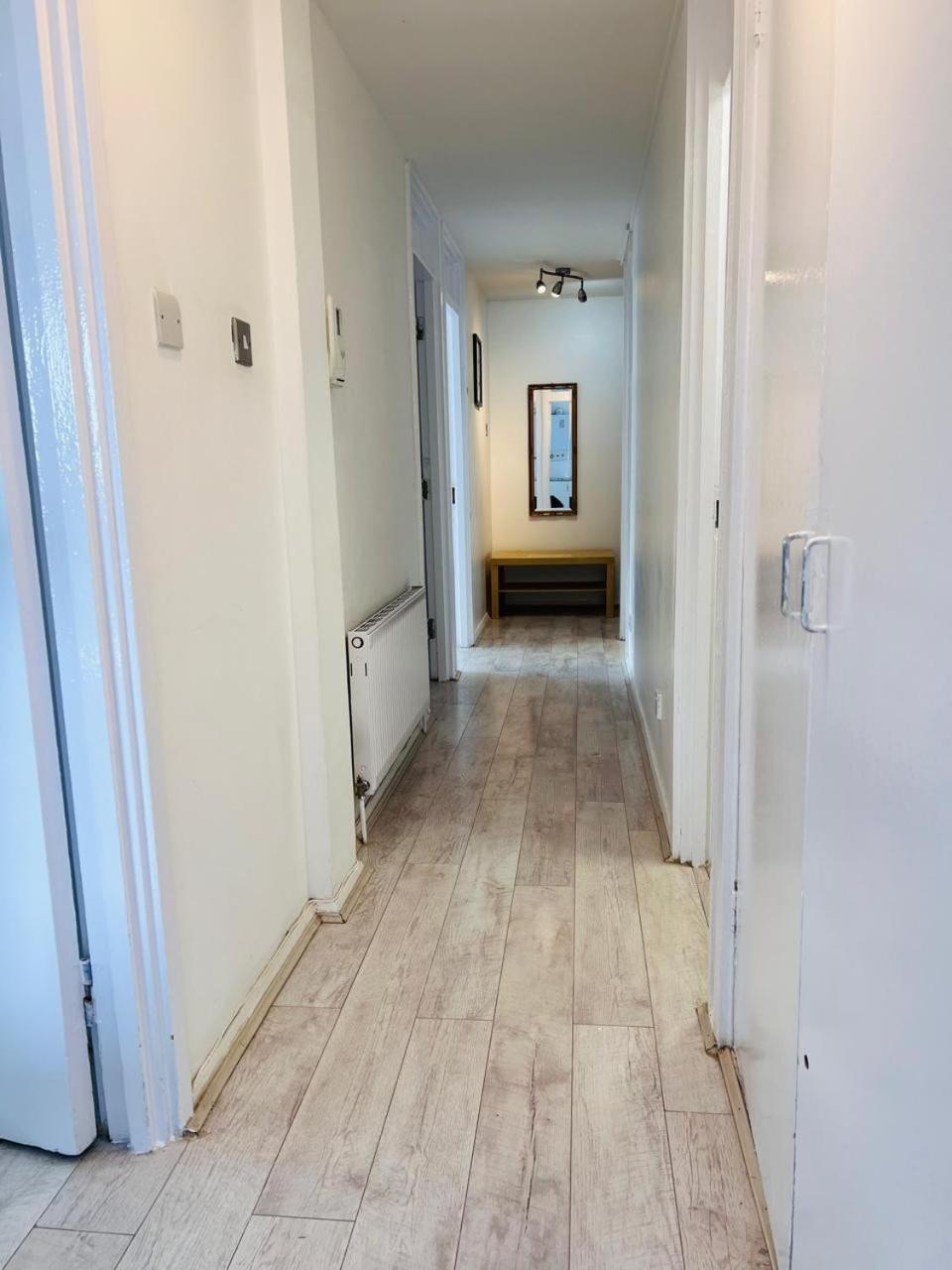 Queensway 2 Bedroom Flat Londra