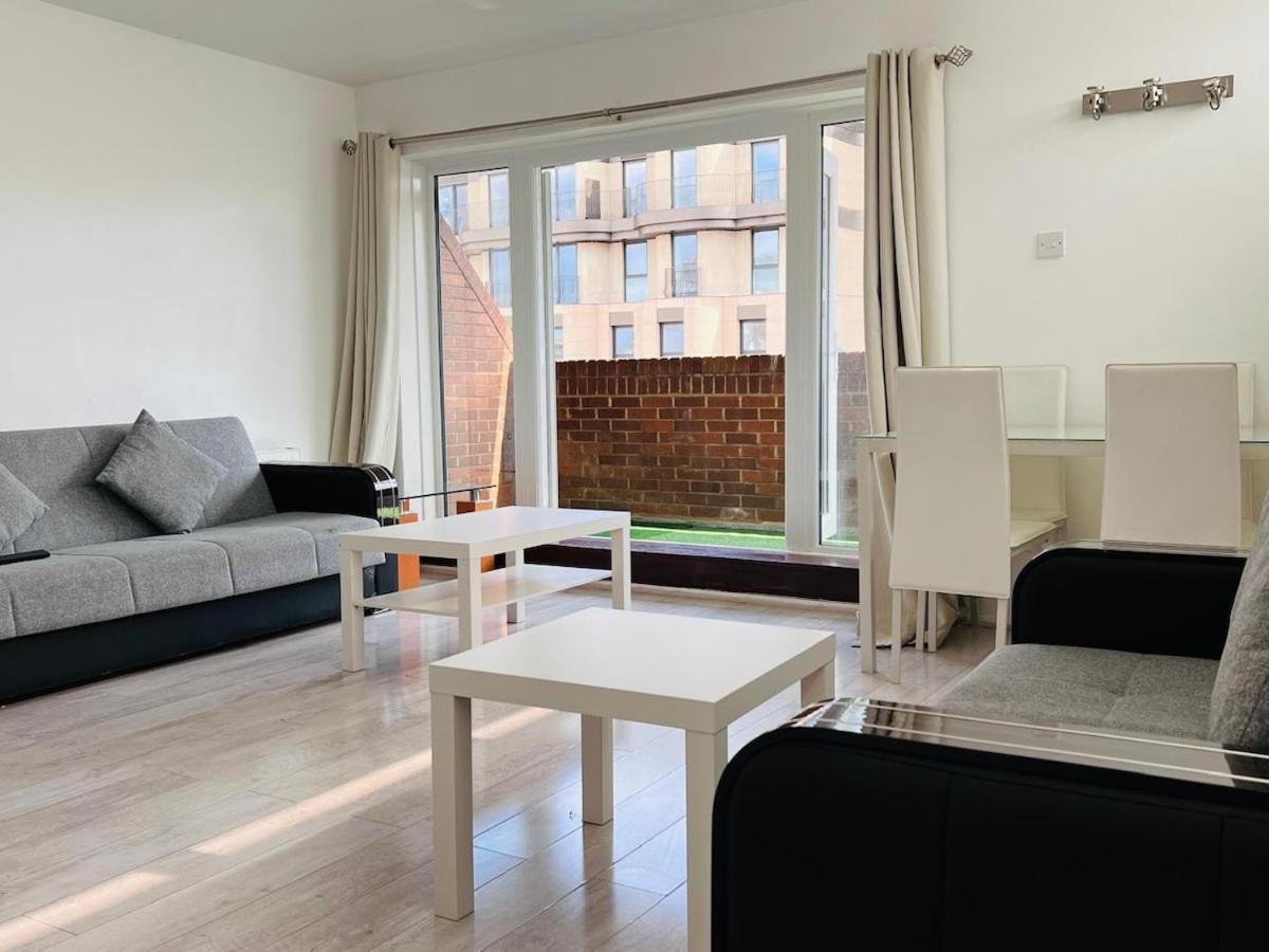 Appartamento Queensway 2 Bedroom Flat *