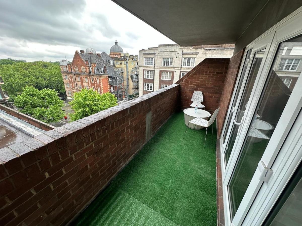 Queensway 2 Bedroom Flat Appartamento Londra