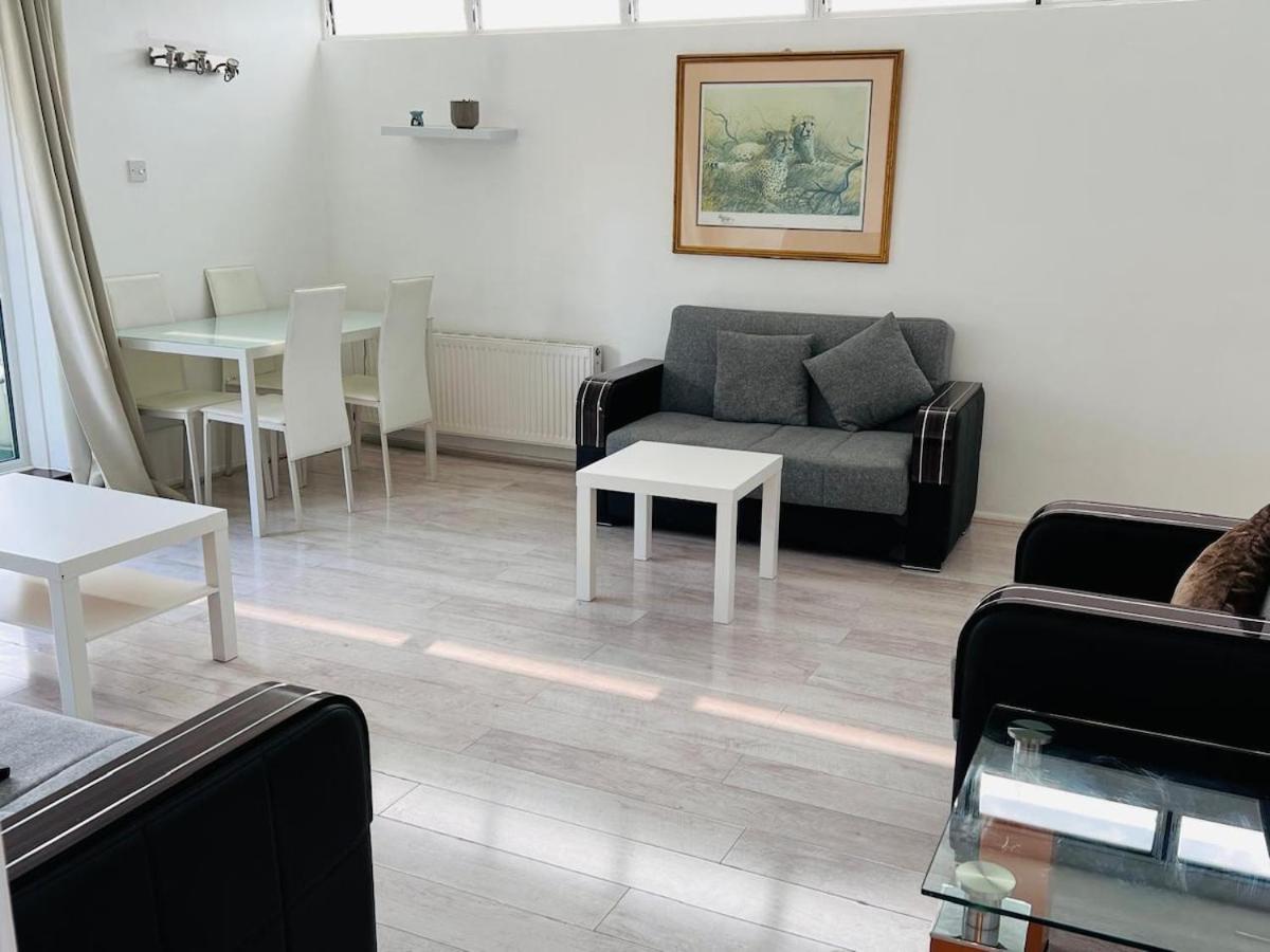Appartamento Queensway 2 Bedroom Flat *