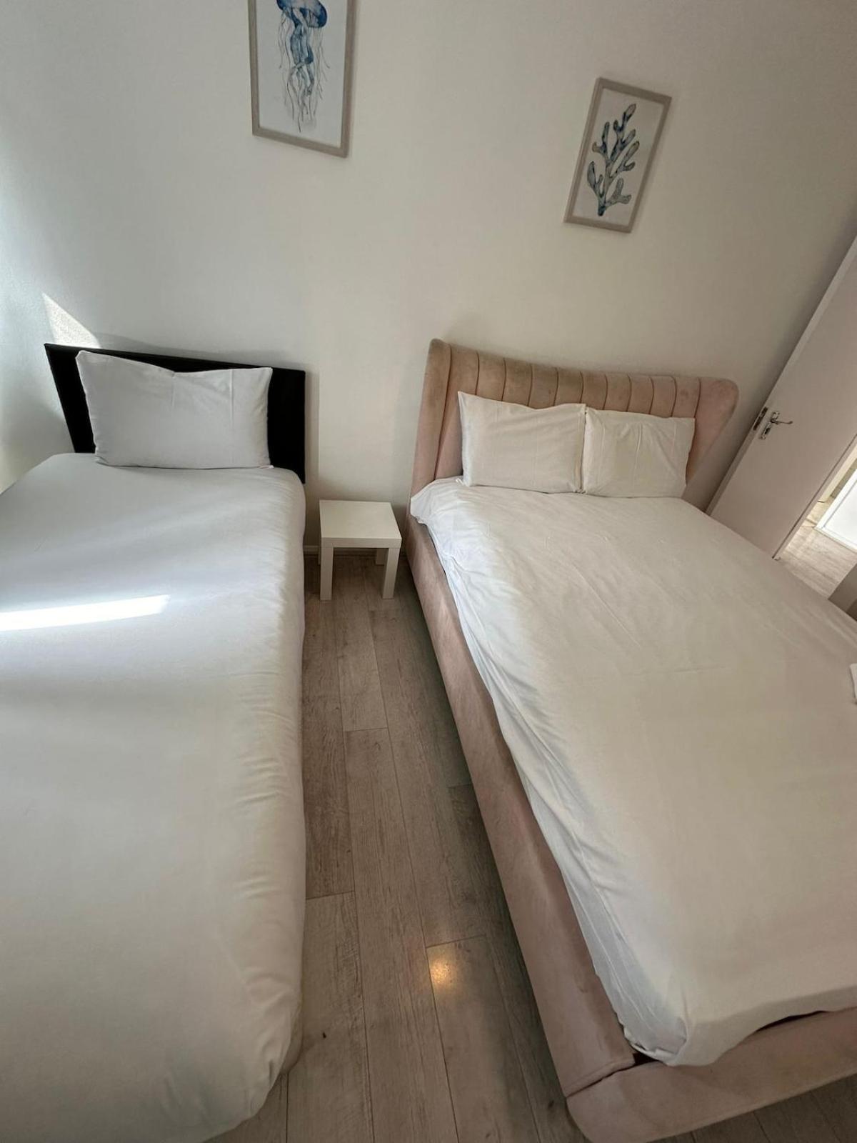 Queensway 2 Bedroom Flat Londra